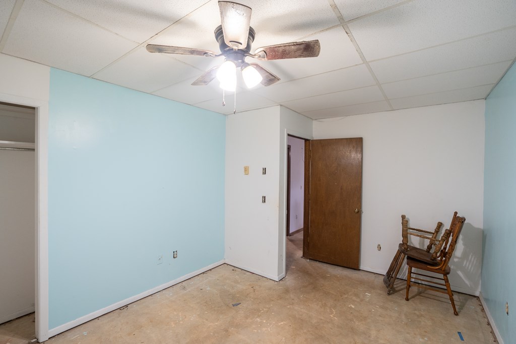 37 Grandview Dr