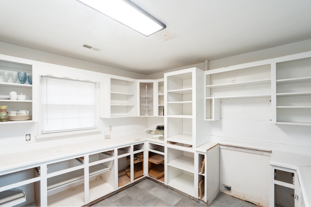 37 Grandview Dr