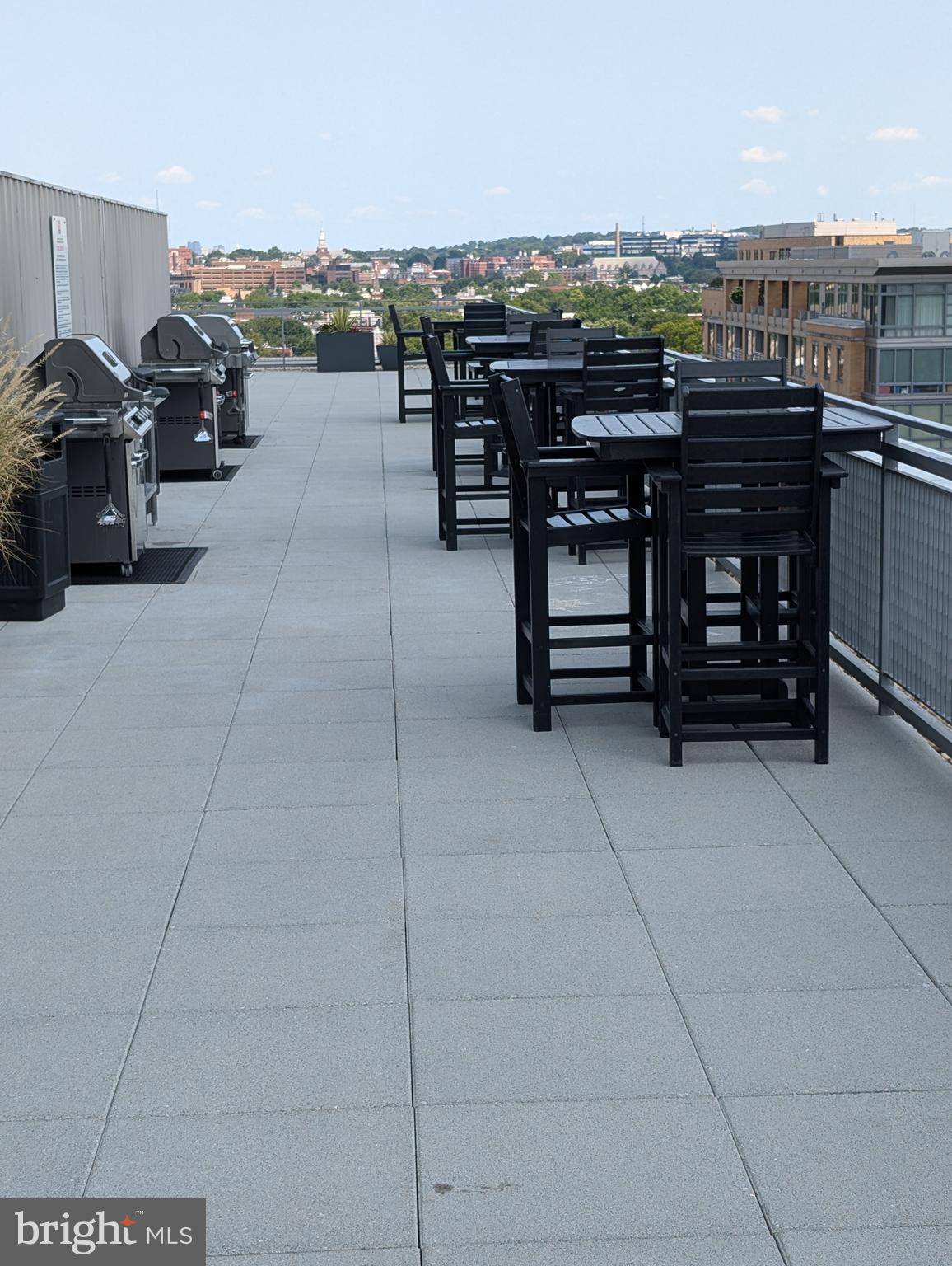 555 MASSACHUSETTS AVE NW #204
