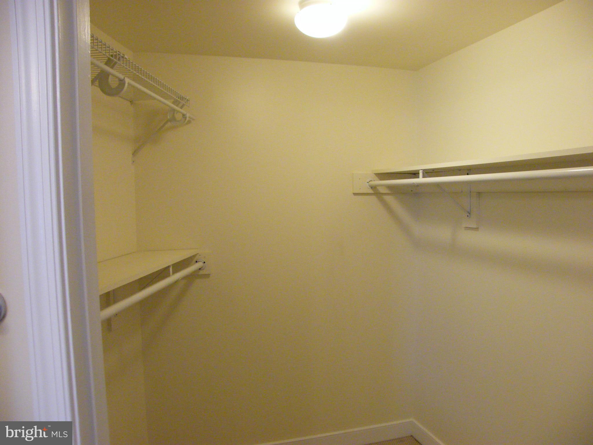 555 MASSACHUSETTS AVE NW #204