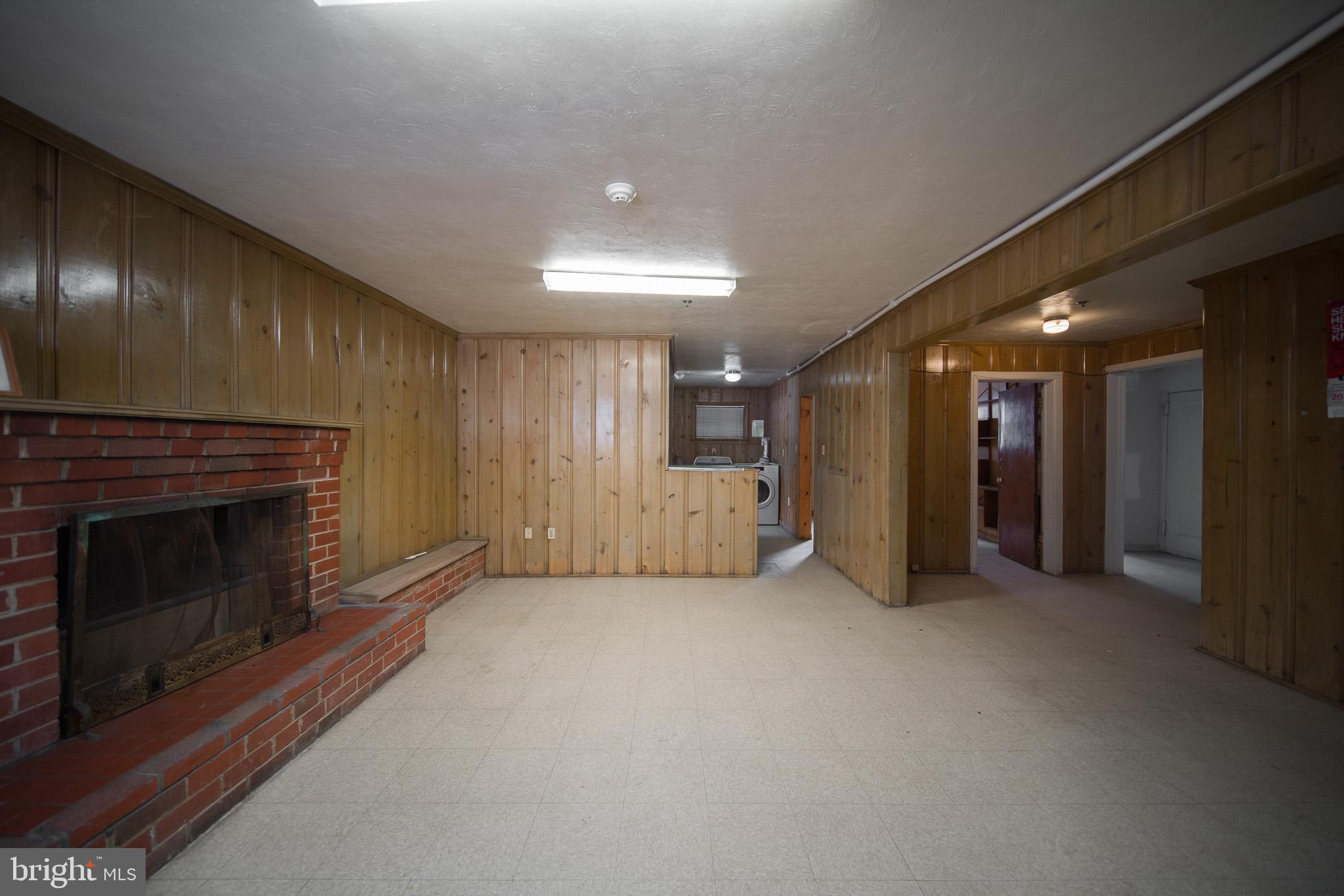 8020 EASTERN AVENUE NW