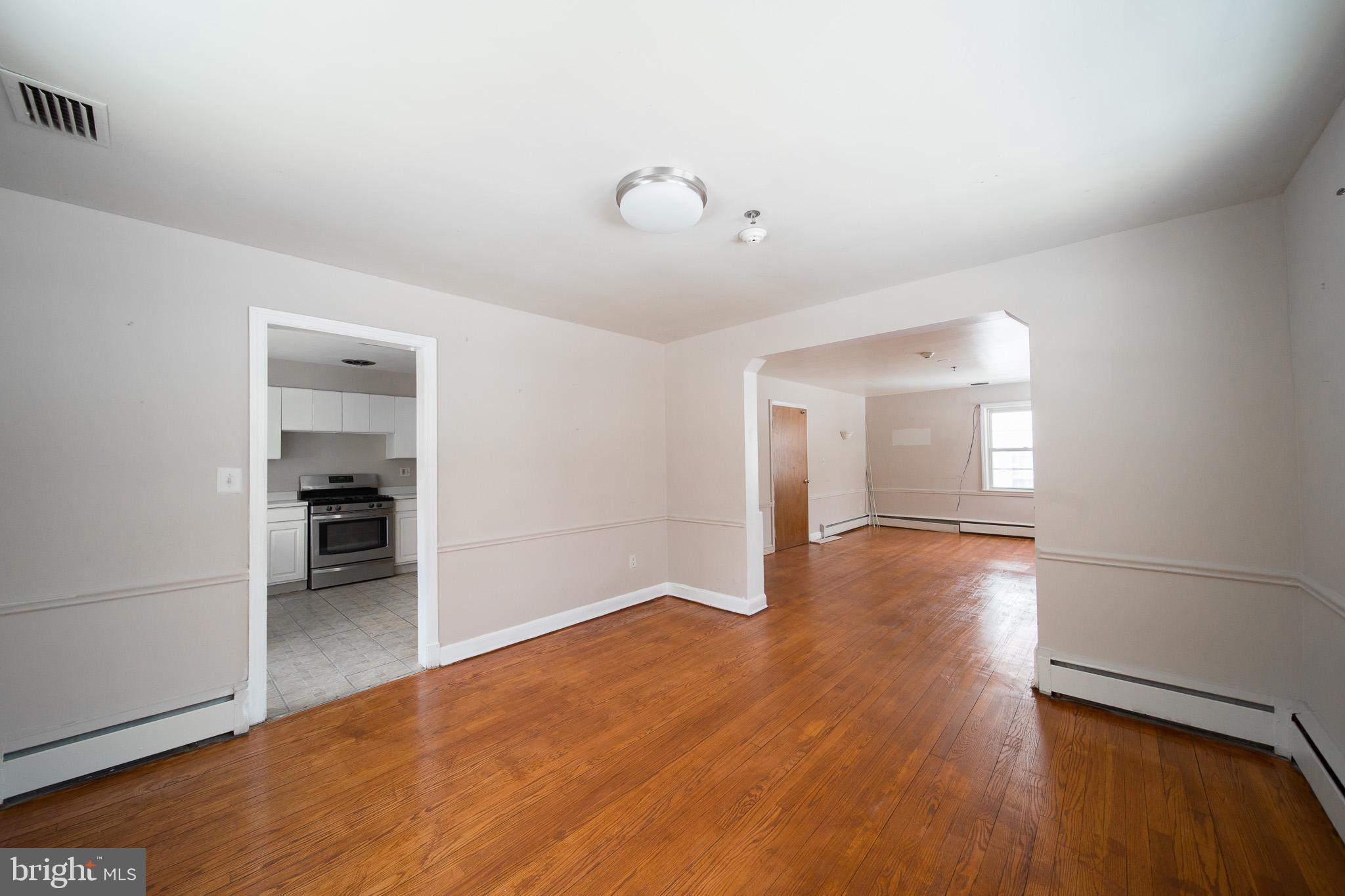 8020 EASTERN AVENUE NW