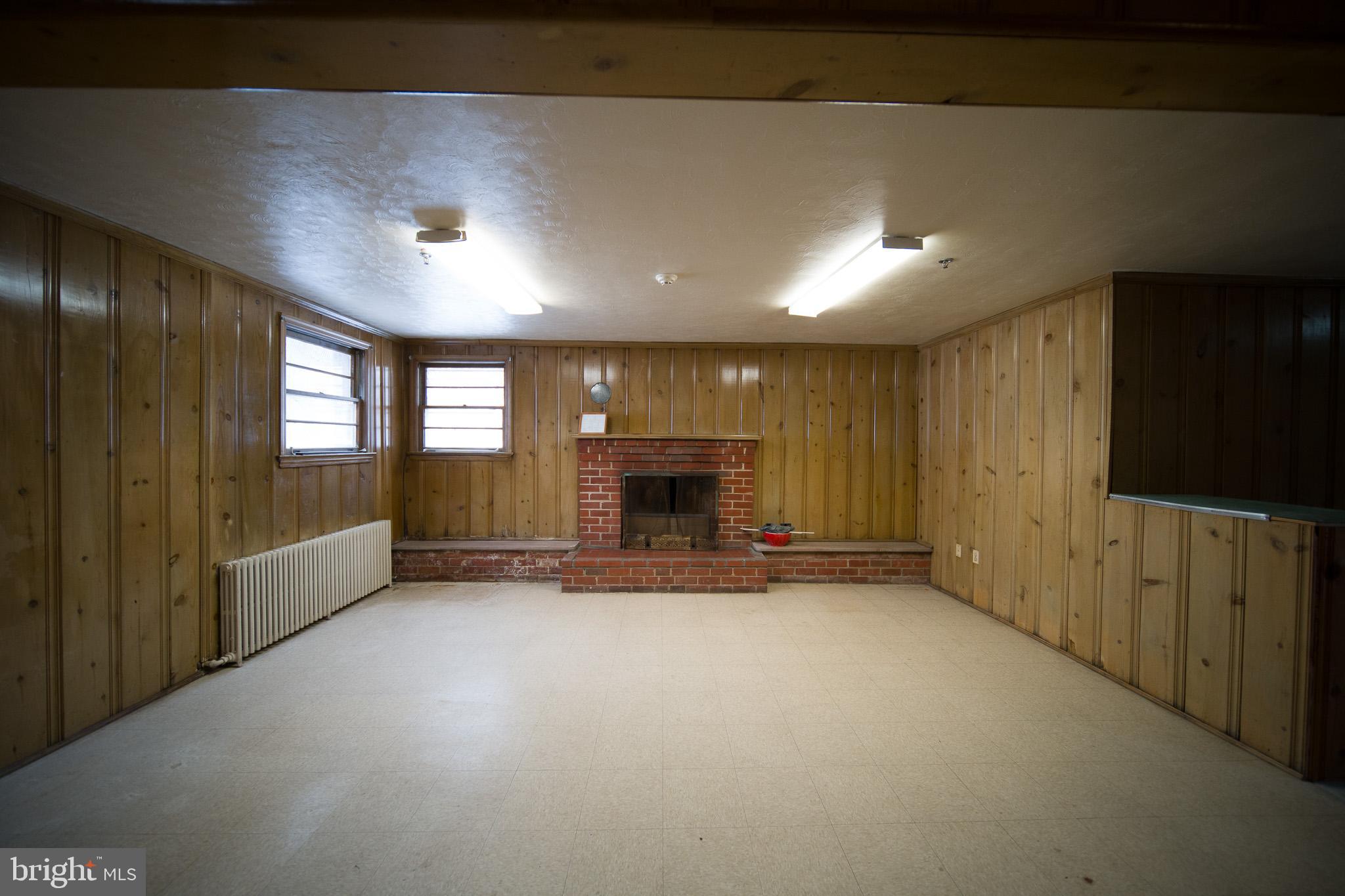 8020 EASTERN AVENUE NW