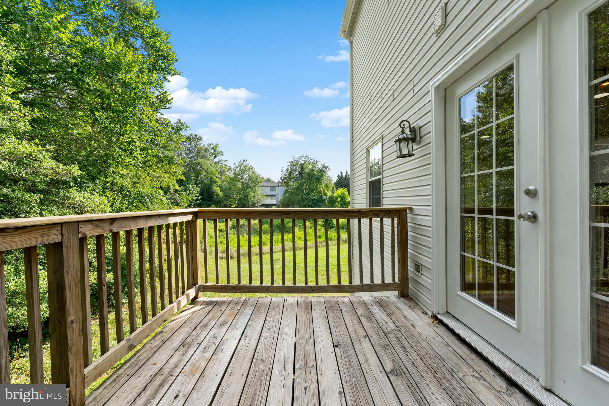 829 Laurel Ln
