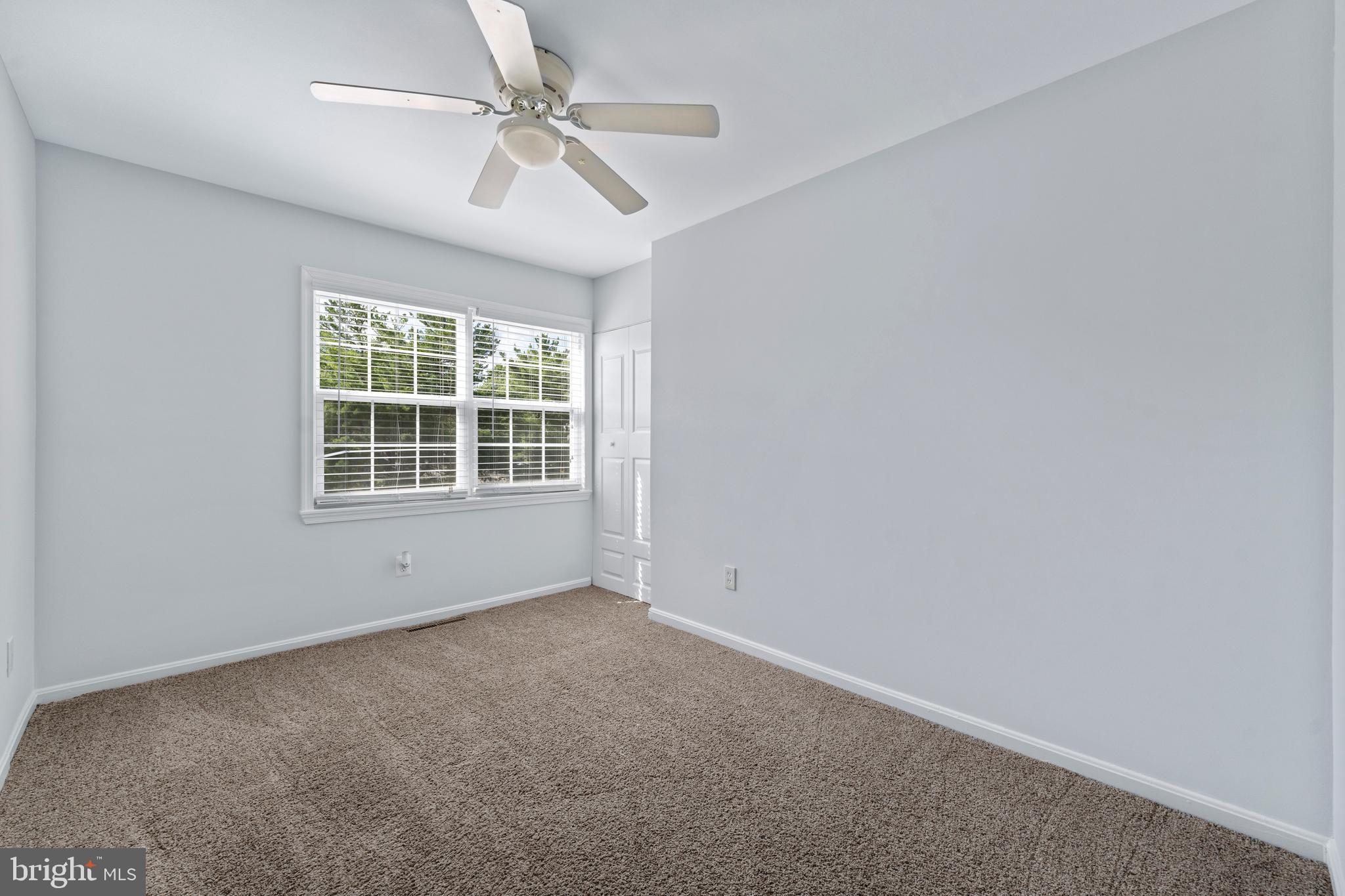 829 Laurel Ln