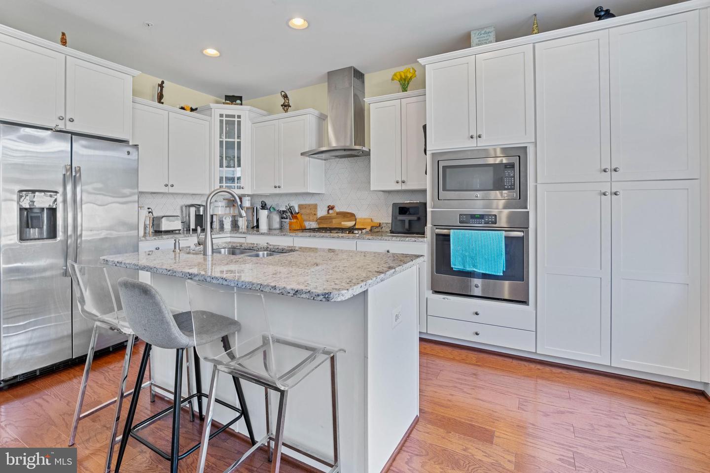 2126 Garden Grove LANE