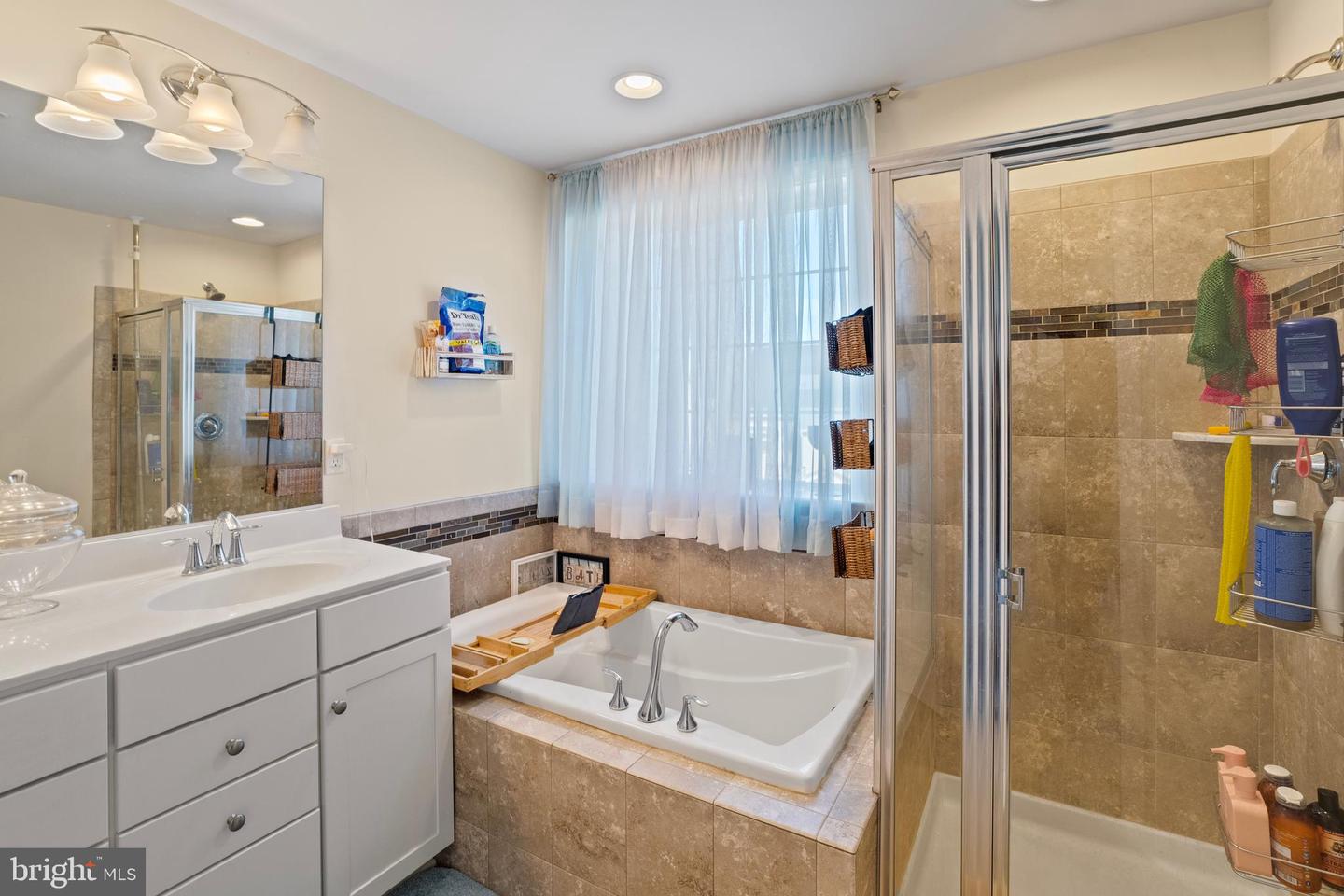 2126 Garden Grove LANE