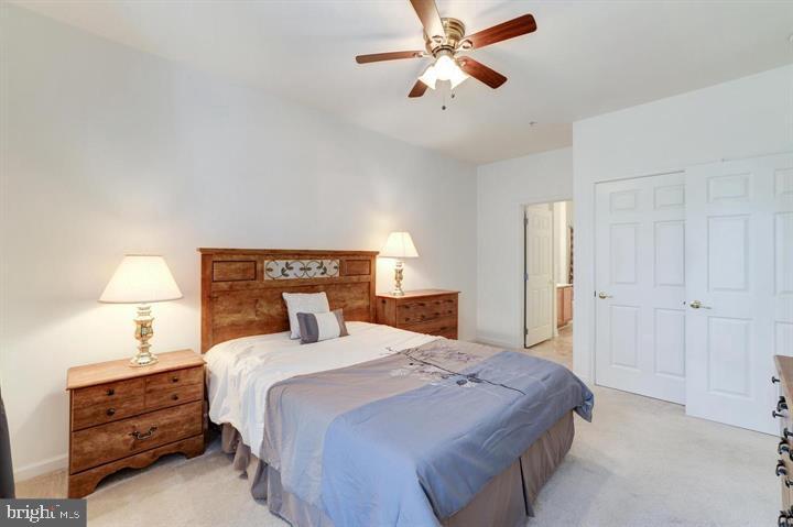 1321 Karen BOULEVARD Unit: 208