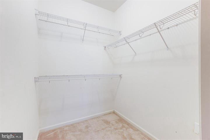 1321 Karen BOULEVARD Unit: 208