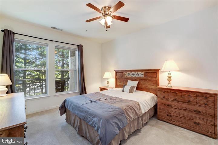 1321 Karen BOULEVARD Unit: 208