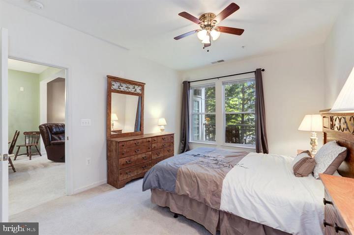 1321 Karen BOULEVARD Unit: 208