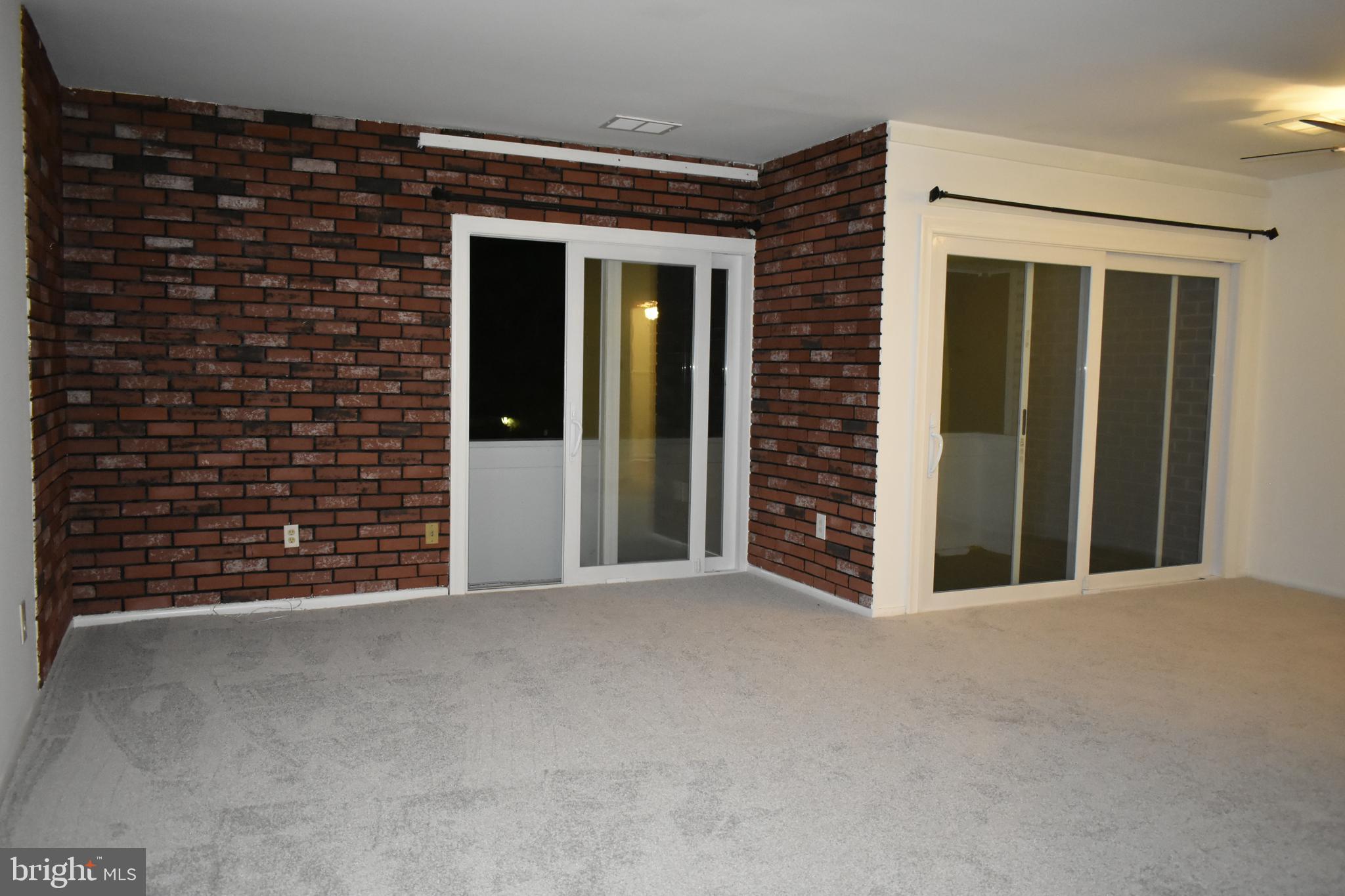 10247 Prince Place Unit: 30-201