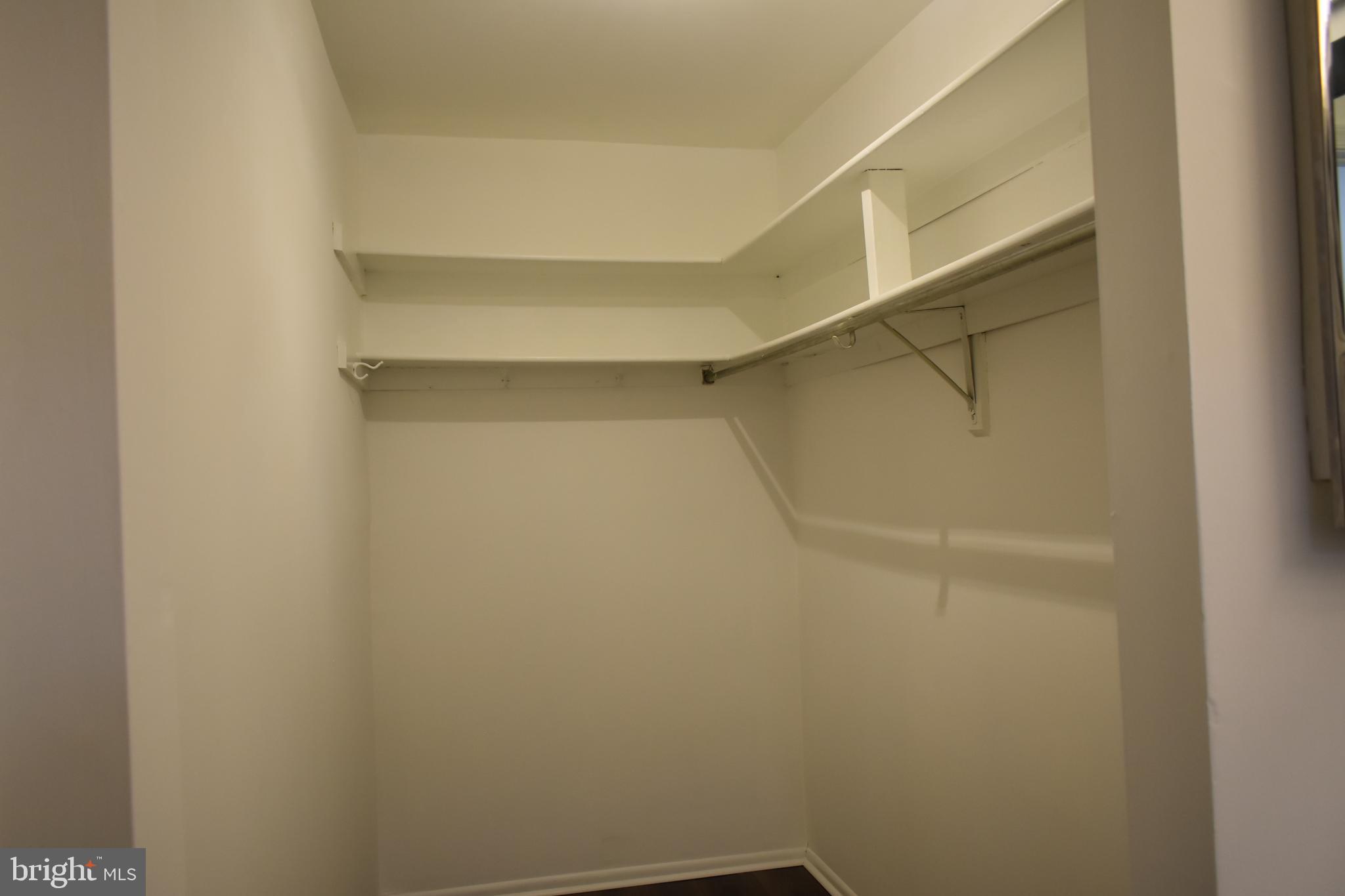10247 Prince Place Unit: 30-201