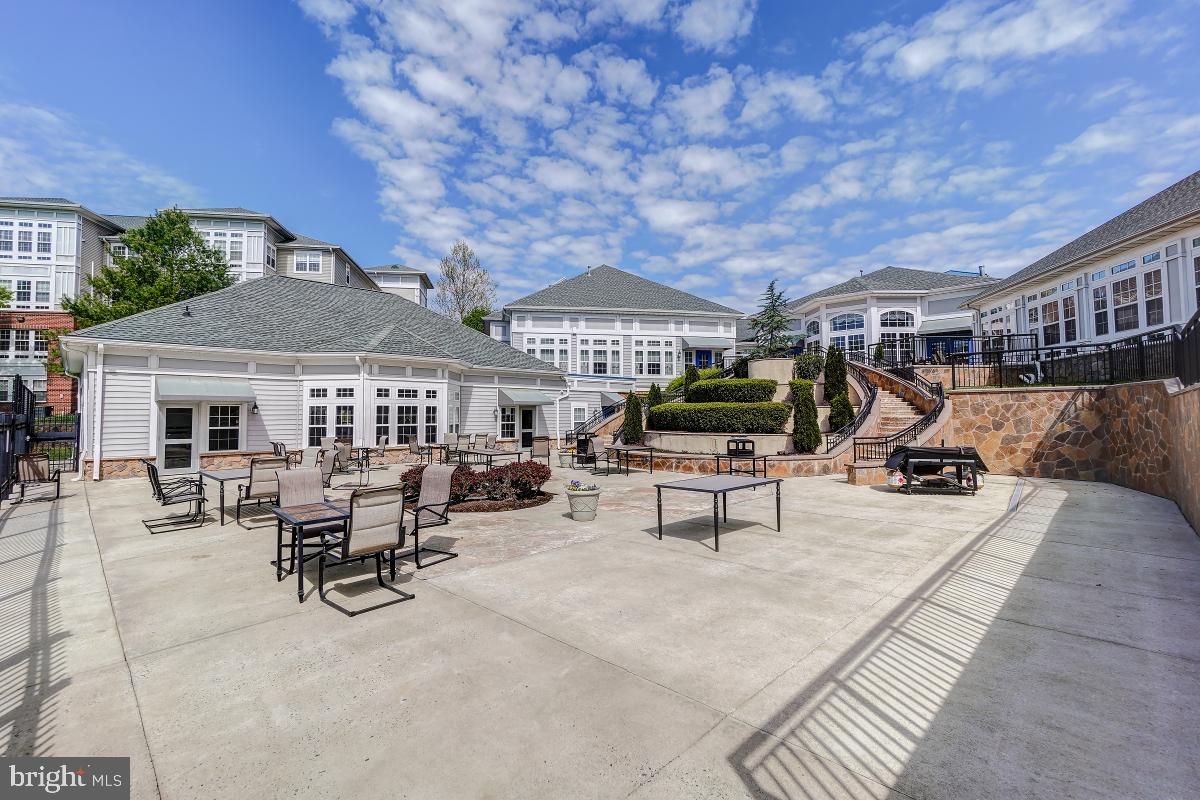 1 Cameron Grove Blvd #105