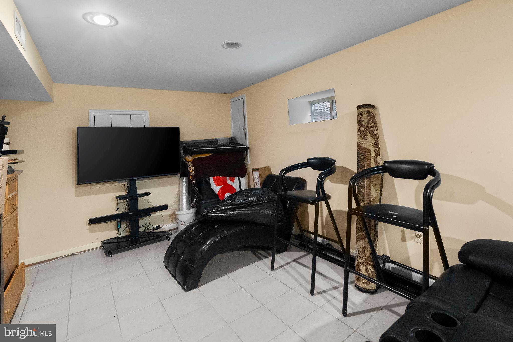1400 Dunbar Oaks Dr