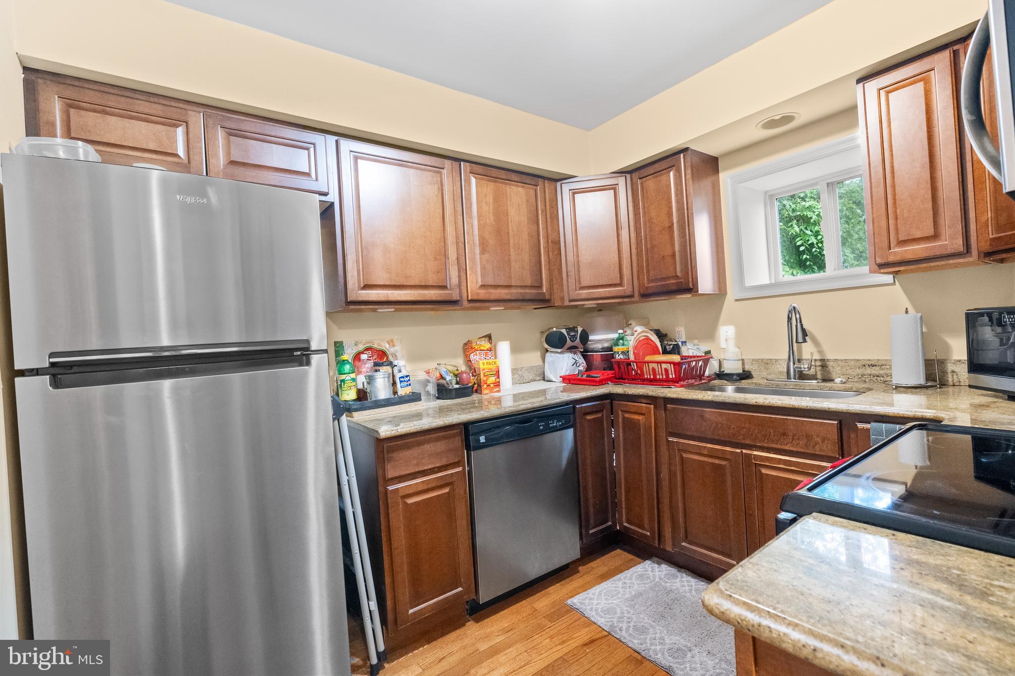 1400 Dunbar Oaks Dr