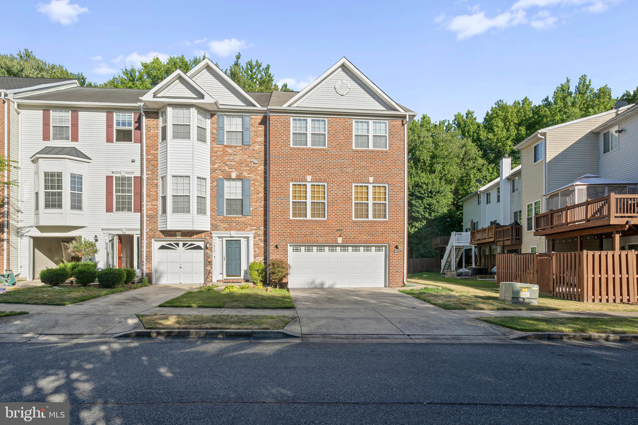 7818 Heartwood Ln