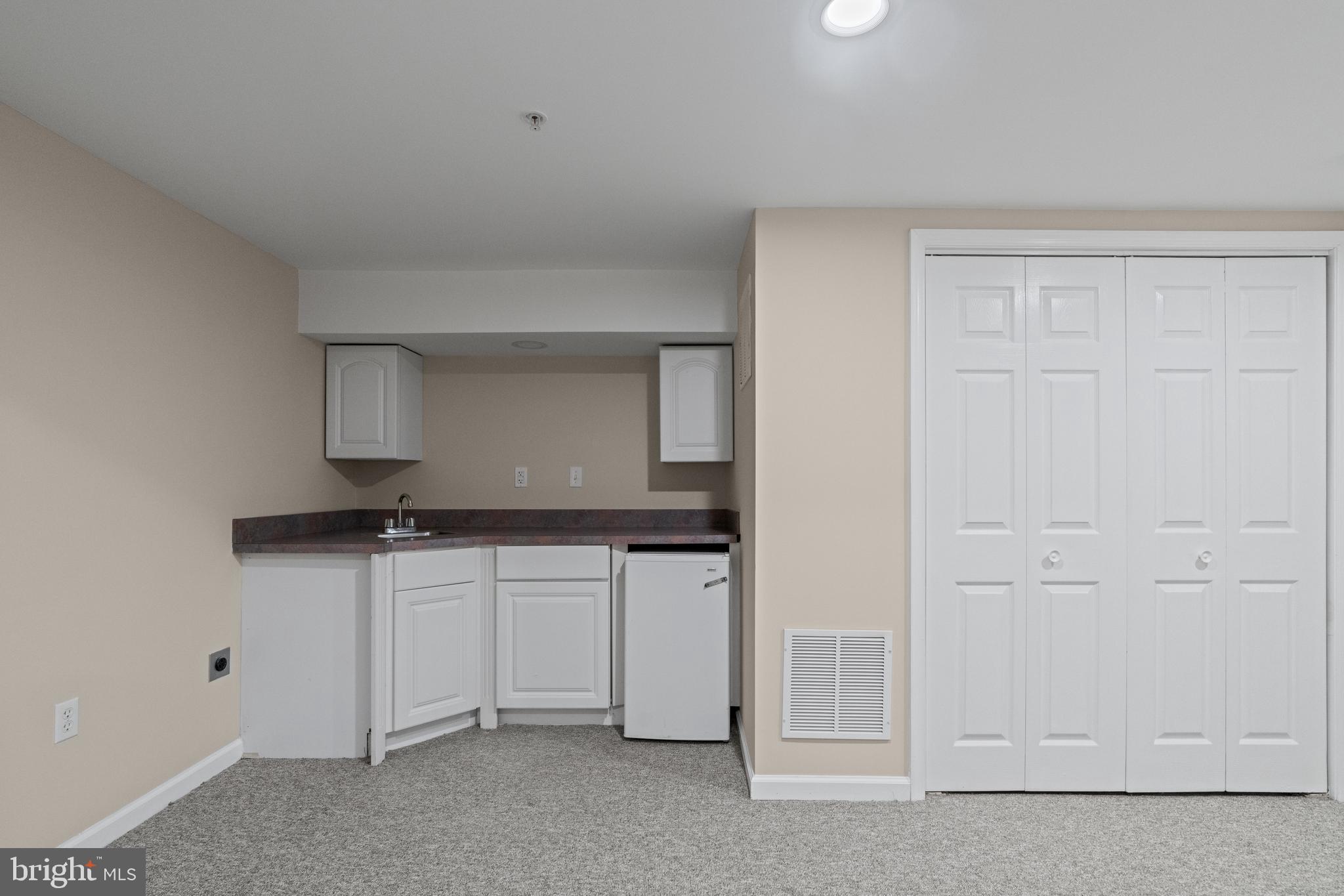 7206 Katie Laurel Ct