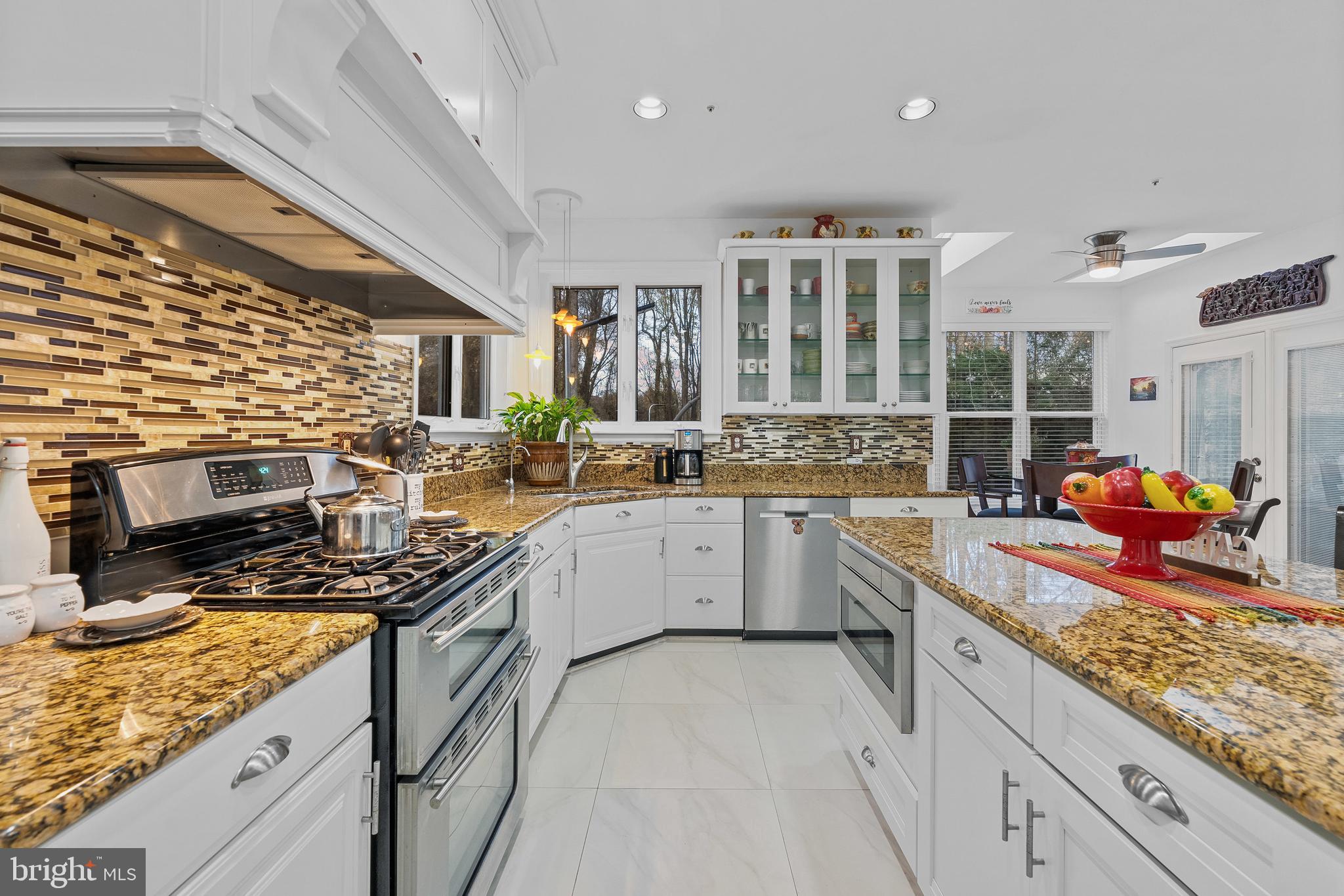 7407 Quail Ridge Ln