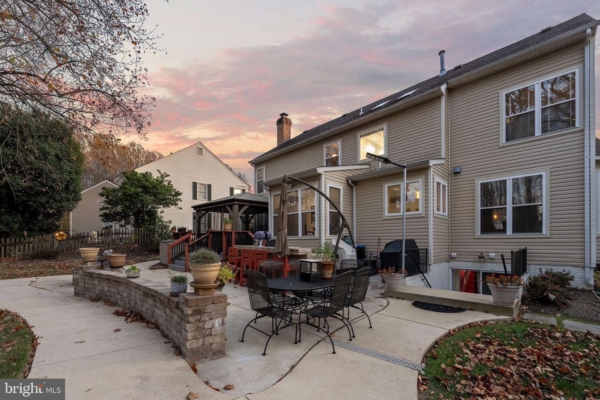 7407 Quail Ridge Ln