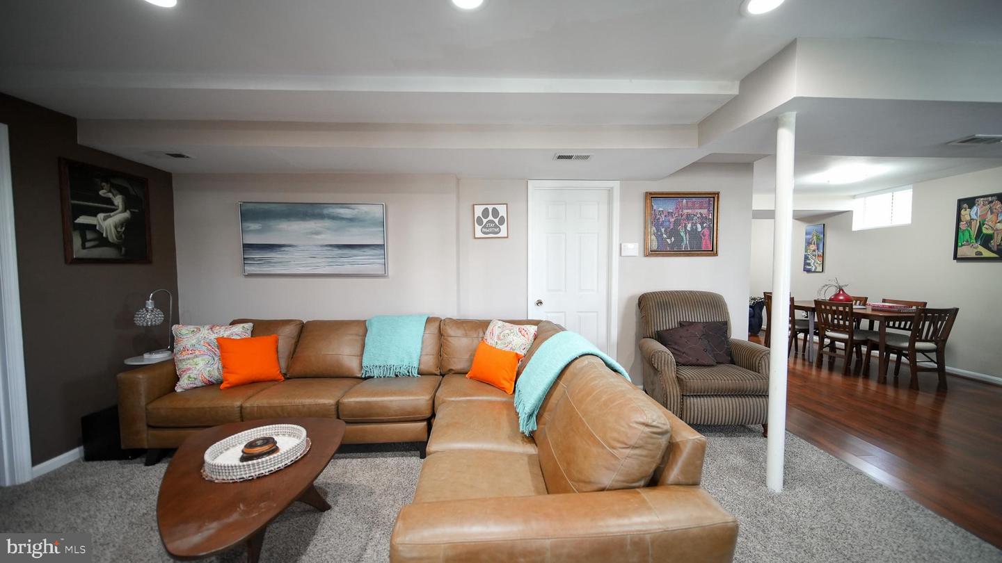 410 Prairie Ct