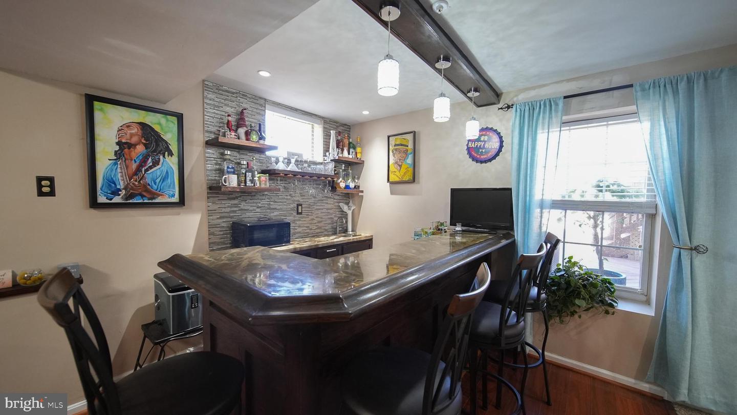 410 Prairie Ct
