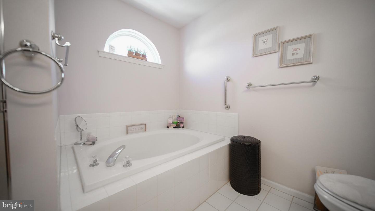 410 Prairie Ct