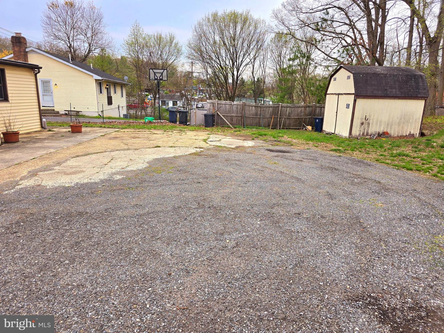 9709 Piscataway Rd