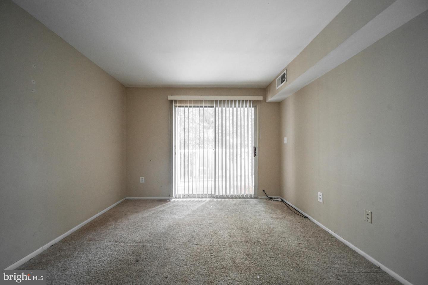13900 Farnsworth Ln #4202