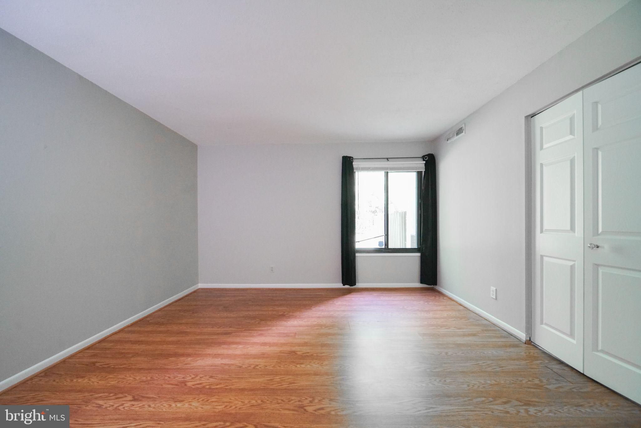 10106 CAMPUS WAY S 102-3B