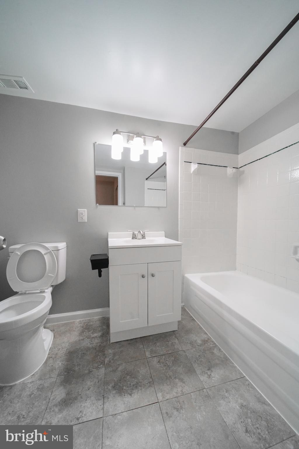 10106 CAMPUS WAY S 102-3B