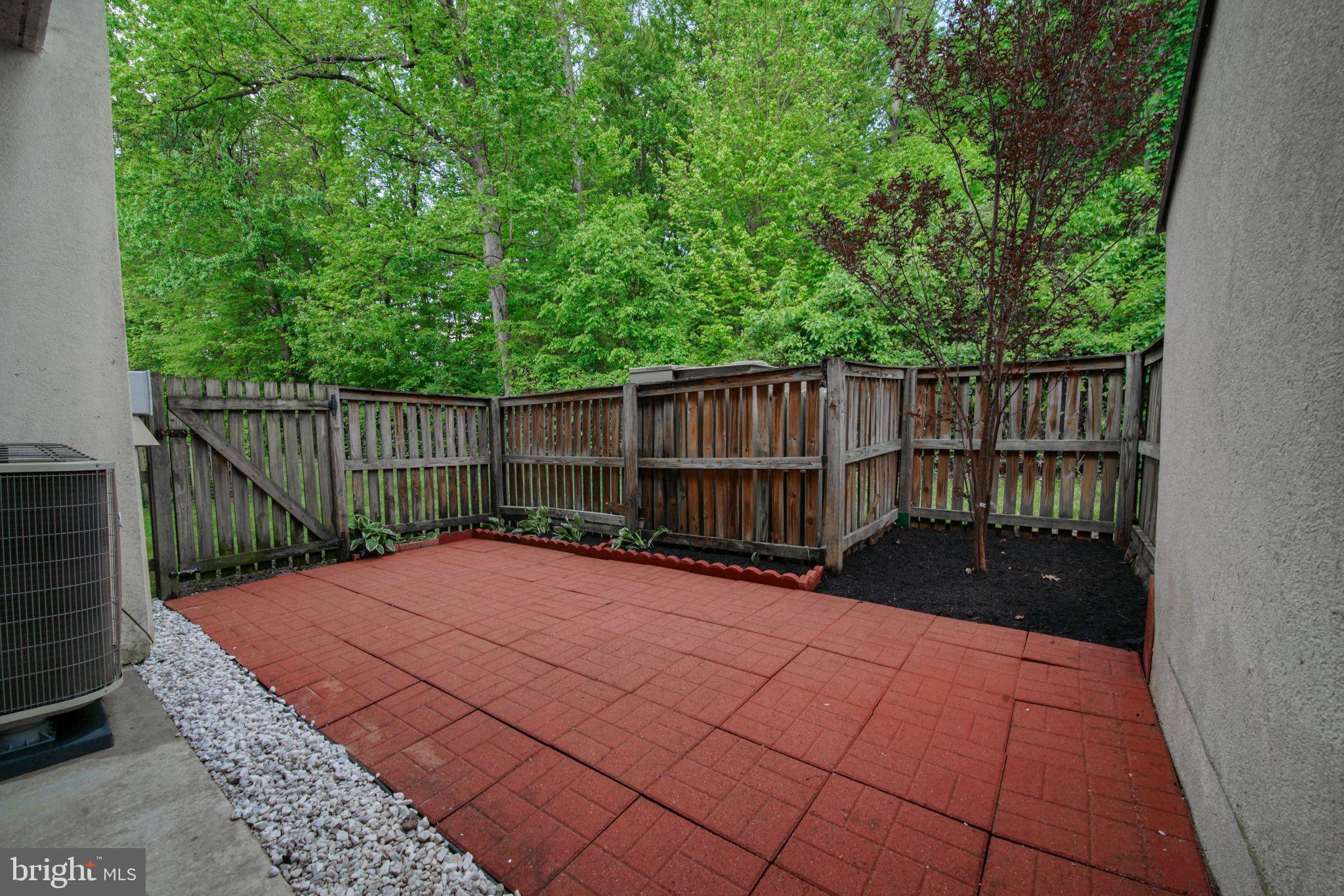 10106 CAMPUS WAY S 102-3B