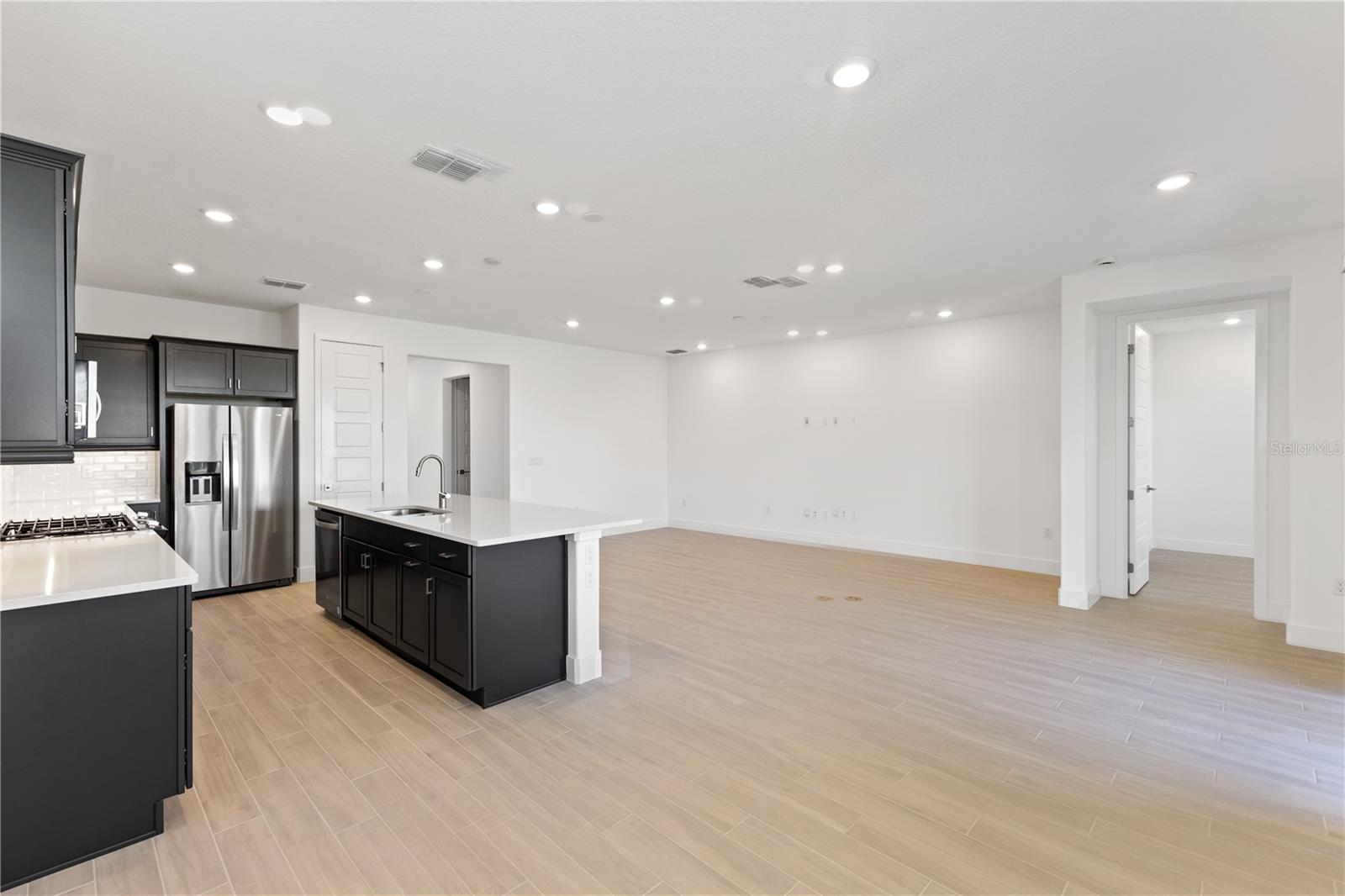 5447 NW 34TH ST