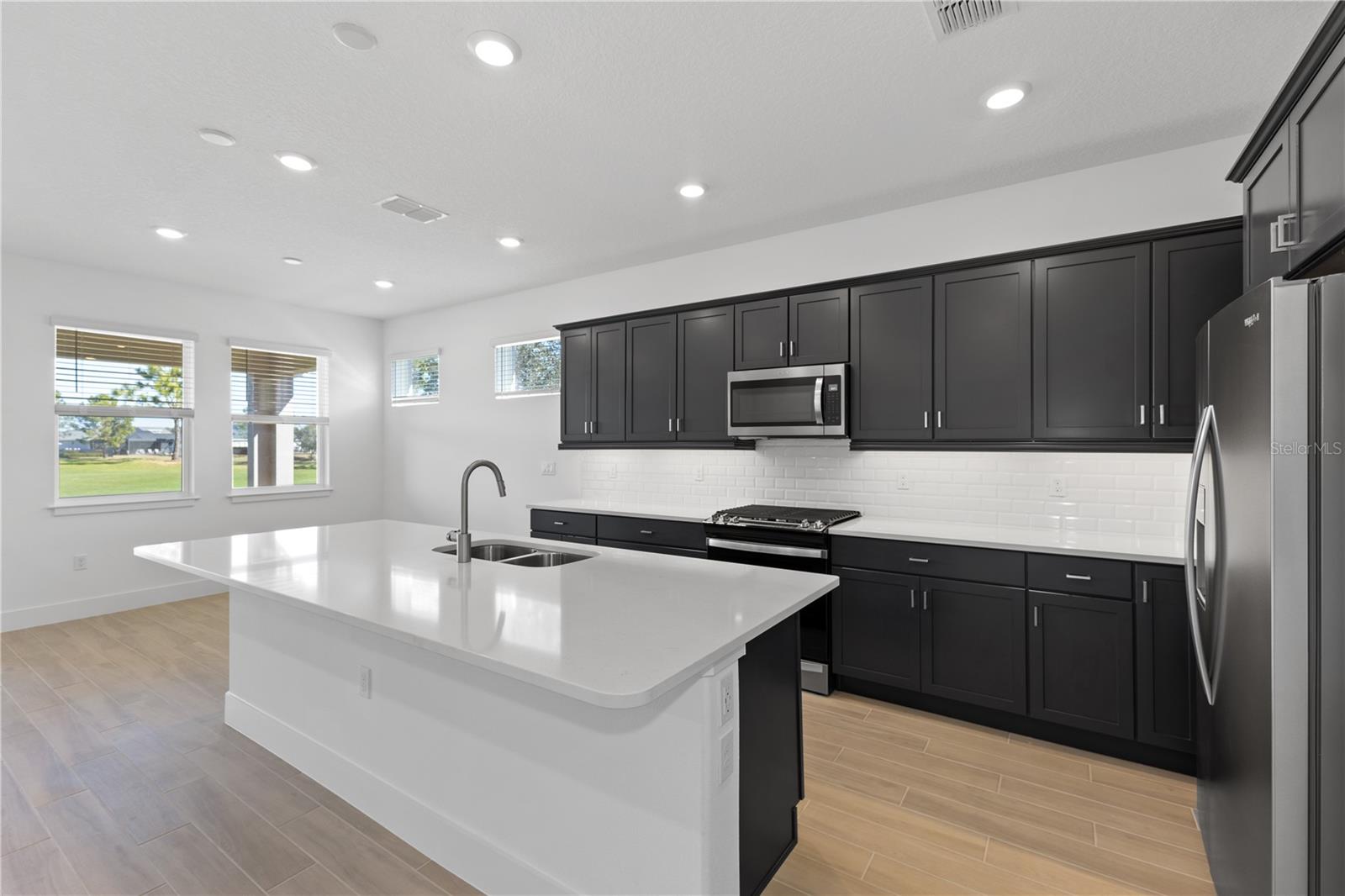 5447 NW 34TH ST