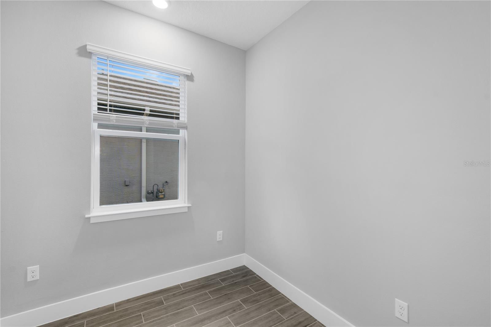 5270 NW 33RD PL
