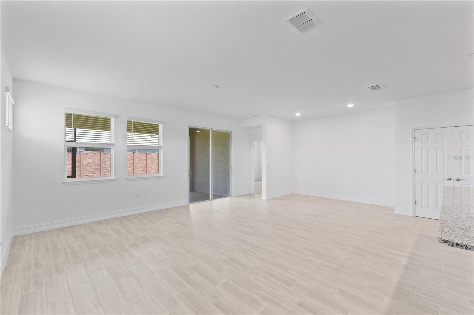 3231 NW 52ND AVENUE RD