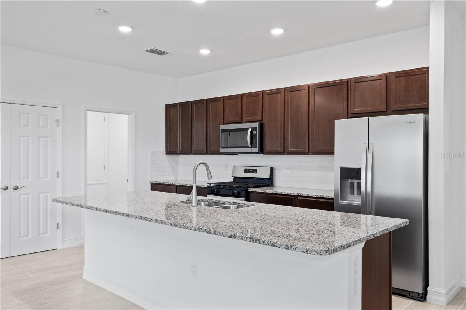 3231 NW 52ND AVENUE RD