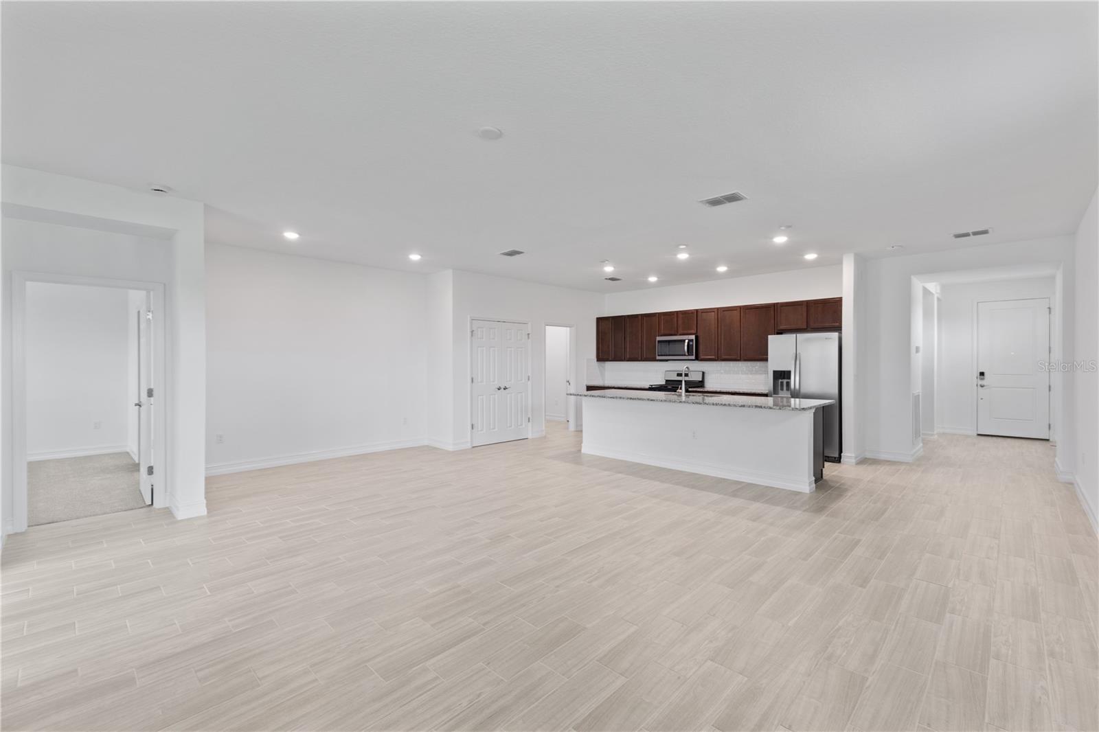 3231 NW 52ND AVENUE RD