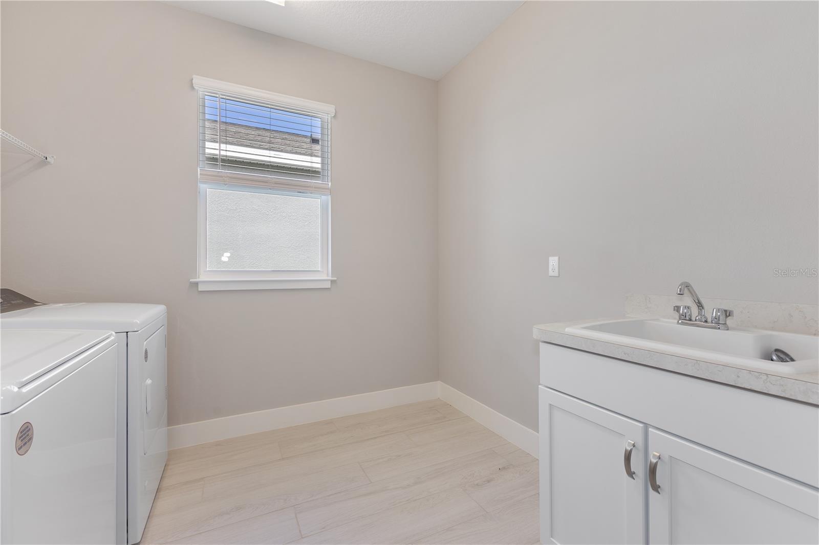 4546 NW 53RD AVENUE RD