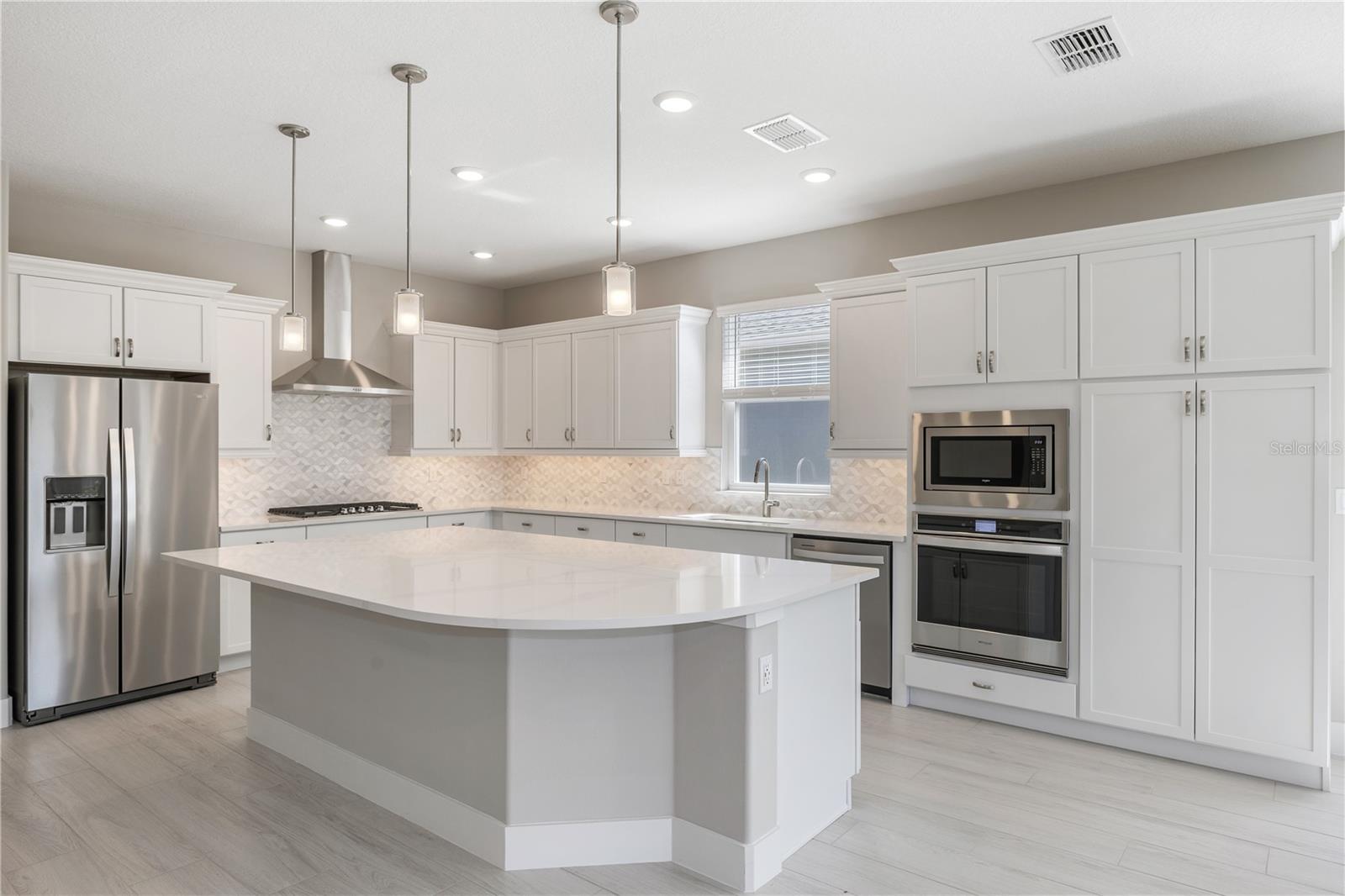 4546 NW 53RD AVENUE RD