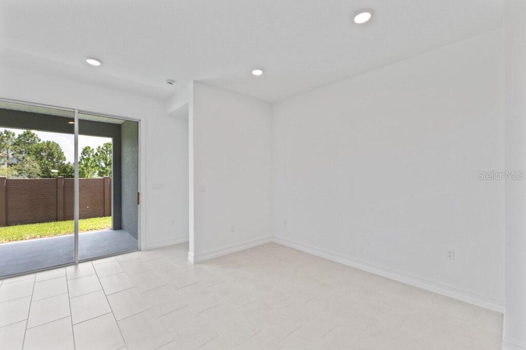 3210 NW 52ND AVENUE RD