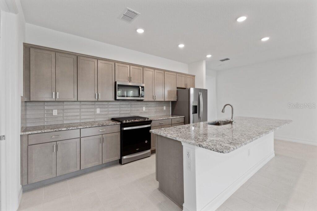 3210 NW 52ND AVENUE RD