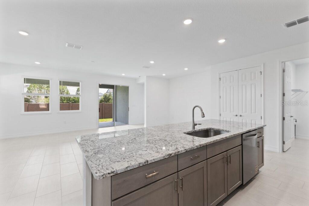 3210 NW 52ND AVENUE RD