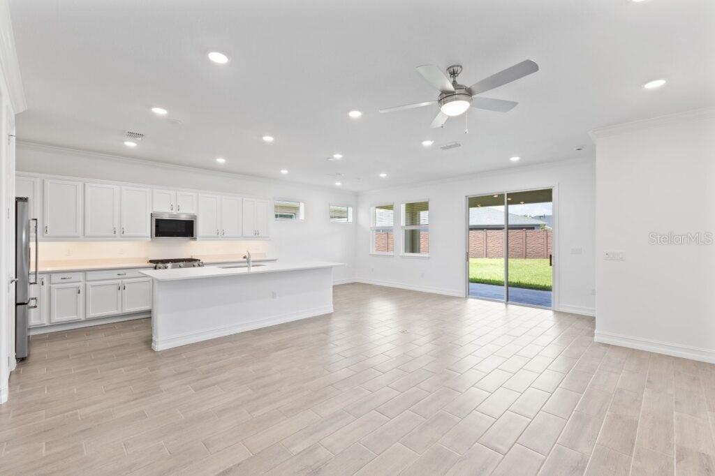 3223 NW 52ND AVENUE RD