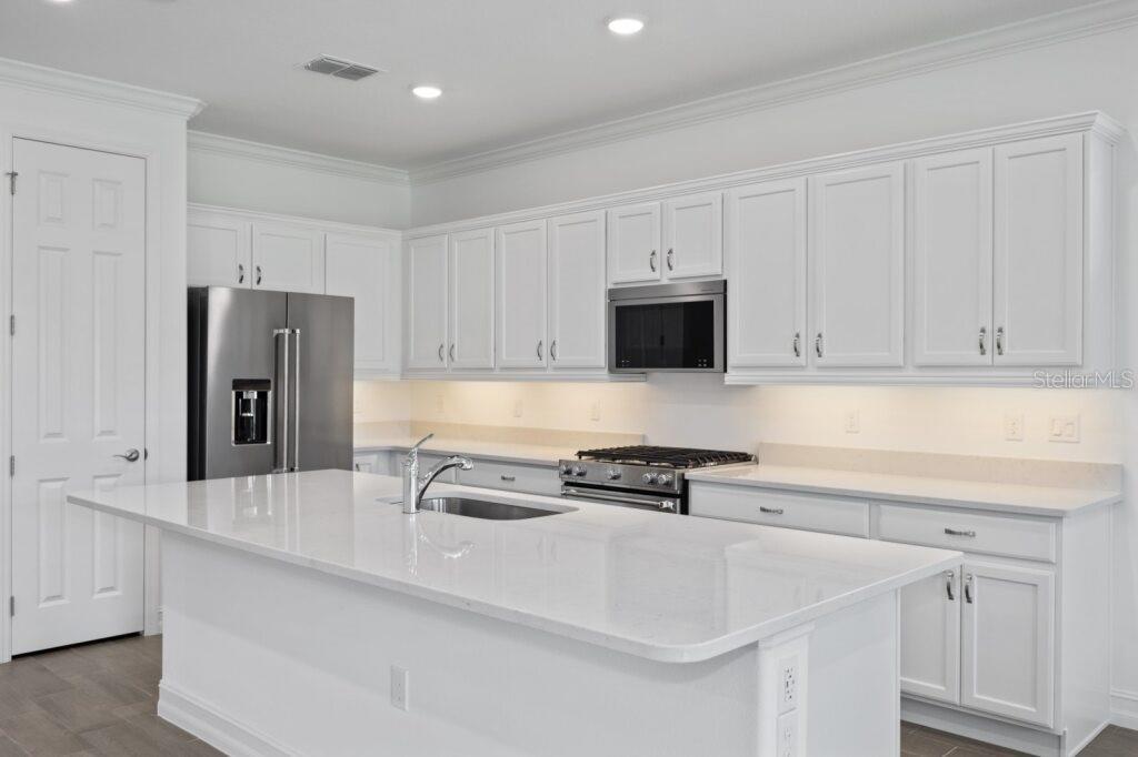 3223 NW 52ND AVENUE RD