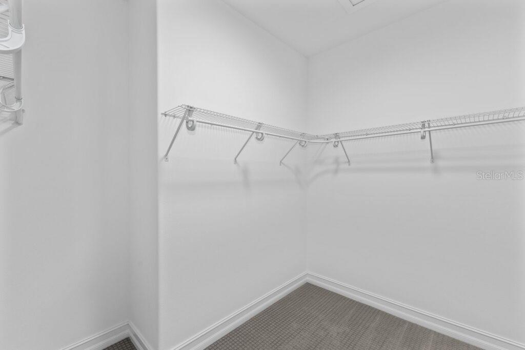 3223 NW 52ND AVENUE RD