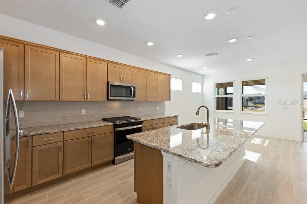 3320 NW 52ND AVENUE RD