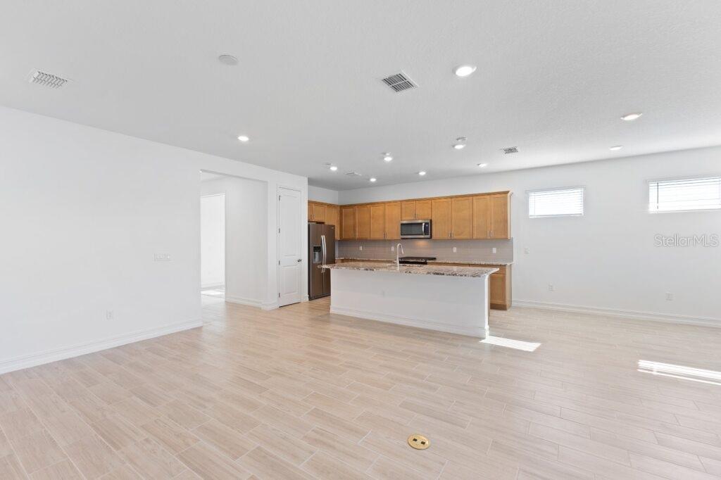 3320 NW 52ND AVENUE RD