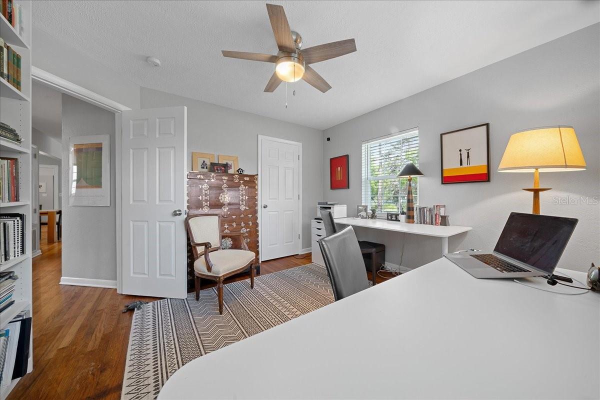 1228 NE 17TH TER