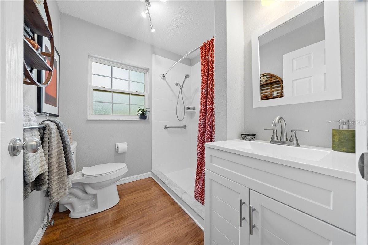 1228 NE 17TH TER